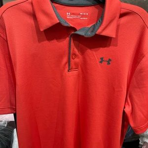 Excellent condition Under Armour T shirt Medium